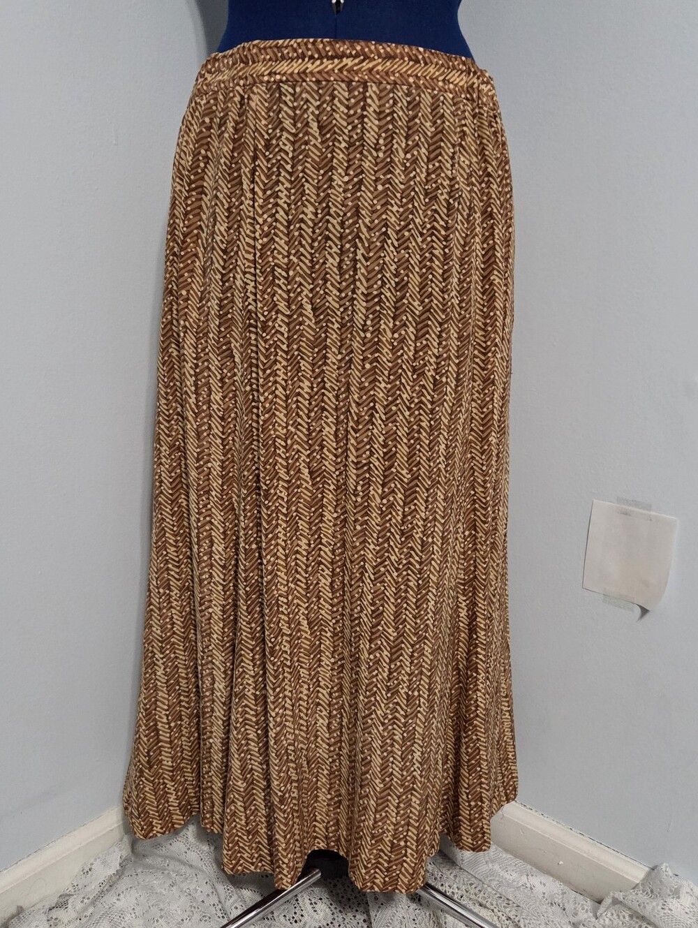 Brown Chevron Print Silk Maxi Skirt Size 12